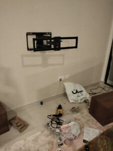 tv wall mount installation dubai
