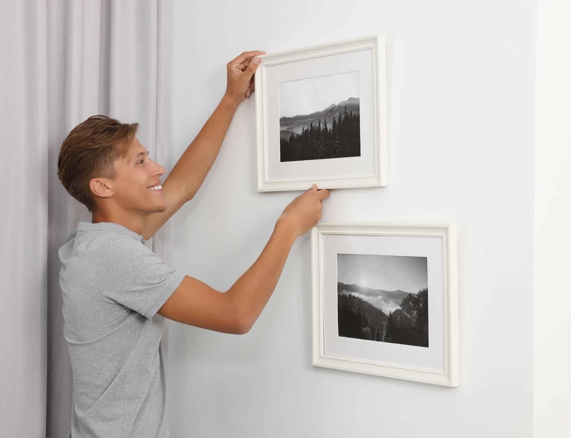 Photo frame hanging drilling service in Dubai